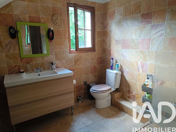 Maison à vendre 7 pièces 186 m² Poigny-la-Forêt