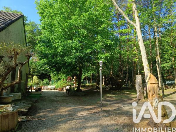 Maison à vendre 7 pièces 186 m² Poigny-la-Forêt