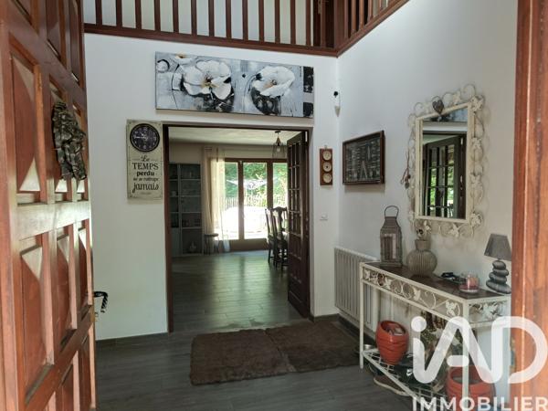 Maison à vendre 7 pièces 186 m² Poigny-la-Forêt