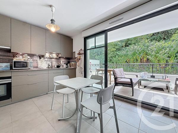 Appartement T3 à vendre  3 pièces - 67,68 m2 ARCACHON - 33