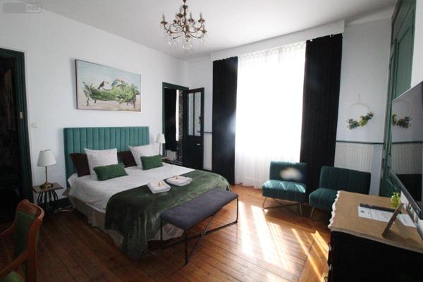 Grande propriété à vendre à Dunkerque dans le Nord (59240), ref : D1020