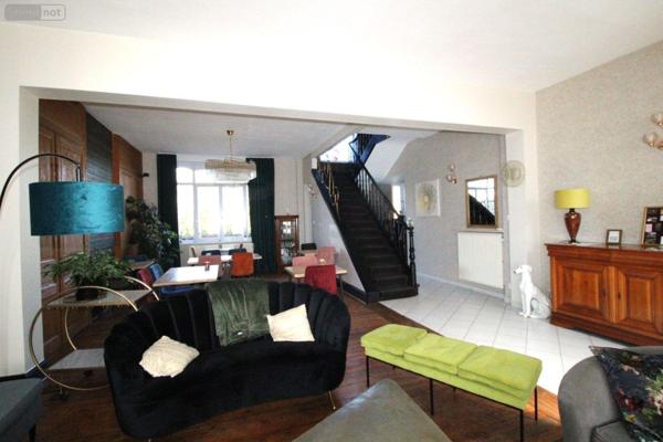 Grande propriété à vendre à Dunkerque dans le Nord (59240), ref : D1020