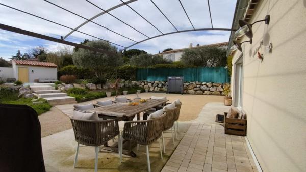 Villa T9 avec gîte et piscine