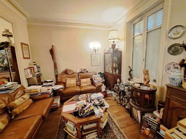 Maison 11 pièces à vendre Descartes - 37160 / Réf: 11596