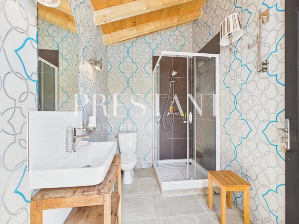 Ancienne ferme basque rénovée avec piscine à vendre à Arbonne, ARBONNE