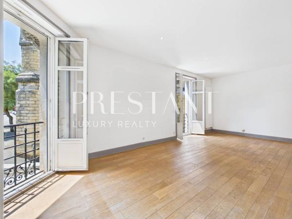 BIARRITZ SAINT-CHARLES – APPARTEMENT de CHARME, TOUT-À-PIED & PARKING, BIARRITZ