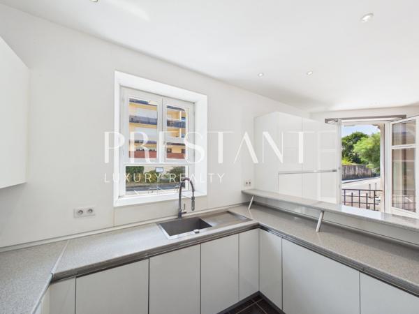 BIARRITZ SAINT-CHARLES – APPARTEMENT de CHARME, TOUT-À-PIED & PARKING, BIARRITZ