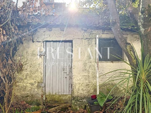 Echoppe bordelaise traditionnelle avec jardin, cave et dépendance, BORDEAUX
