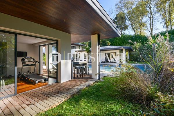 HEAVEN – Magnifique villa contemporaine à louer avec piscine, salle de fitness – 15 personnes, BIARRITZ