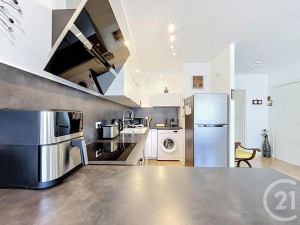 Appartement F3 à vendre  3 pièces - 68,30 m 2   CHATOU  - 78