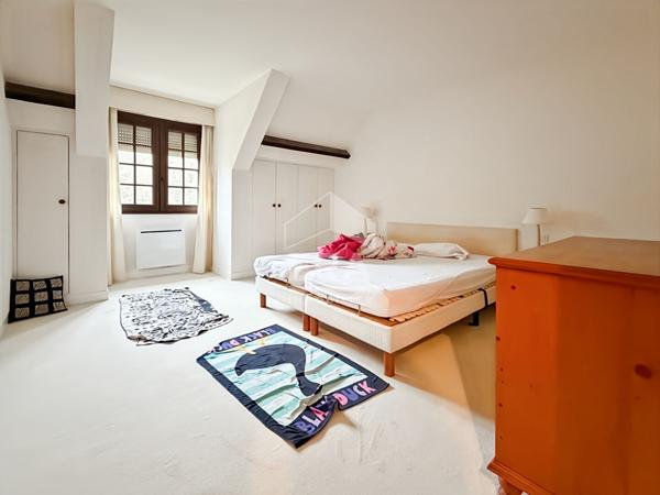 Hameau de Villers 8 pièce(s) 5 chambres 190 m2 sous-sol total