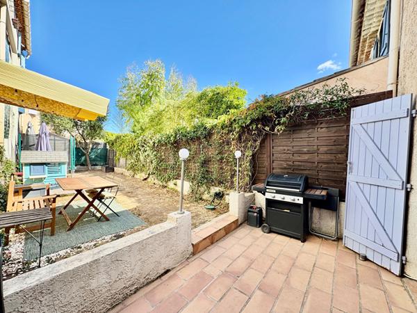 Secteur Saint Julien 13012, maison de type 3 avec jardin à la vente