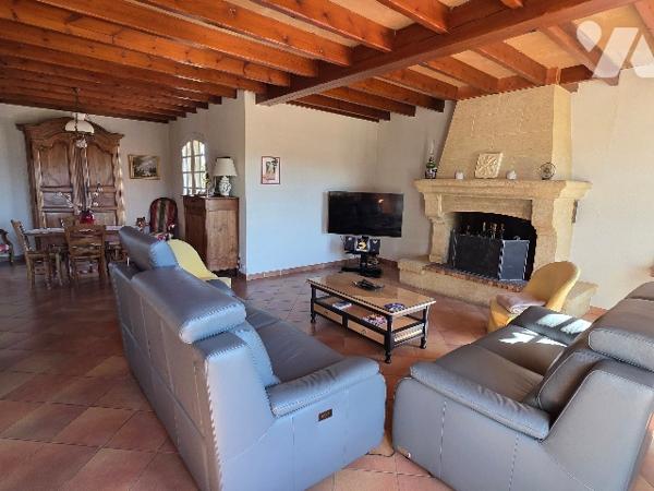 A vendre maison familiale 6 pièces de 170m²