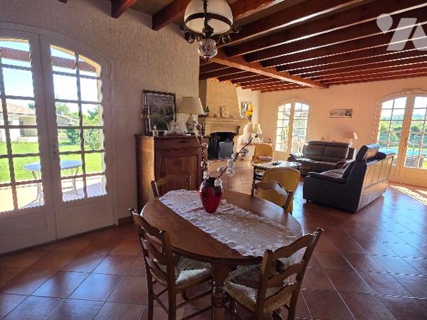 A vendre maison familiale 6 pièces de 170m²