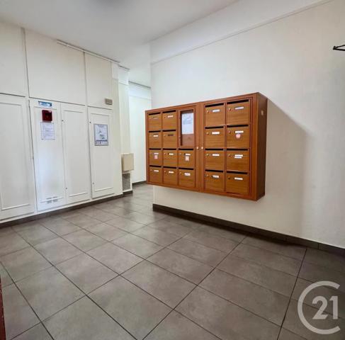 Appartement F2 à vendre  2 pièces - 43 m 2   SARTROUVILLE  - 78