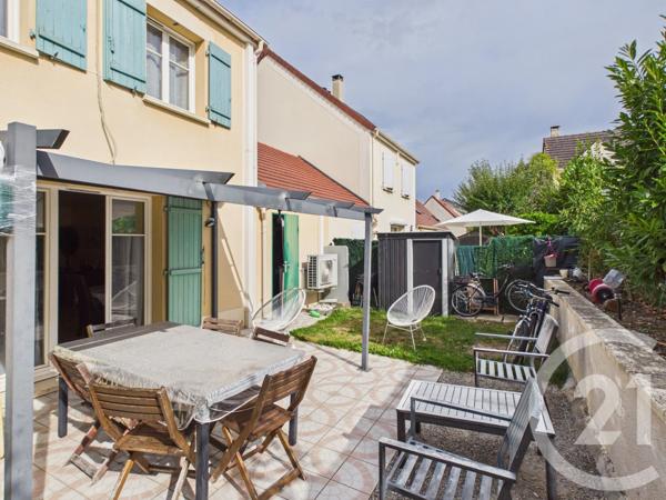 Maison à vendre  5 pièces - 90 m 2   TRAPPES  - 78