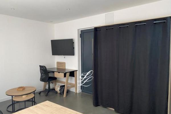 Location - Appartement 2 pièces 29 m 2 TOURS (37000)