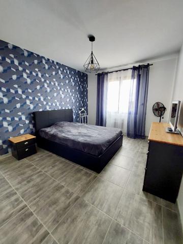Maison récente plain pied trois chambres