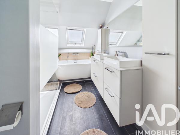 Maison à vendre 5 pièces 127 m² Sainte-Geneviève-des-Bois