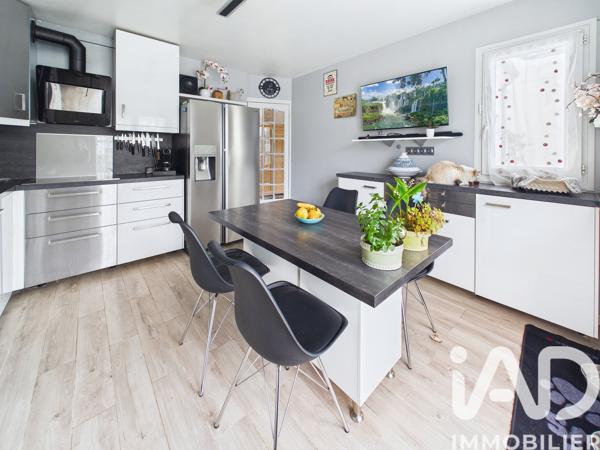 Maison à vendre 5 pièces 127 m² Sainte-Geneviève-des-Bois