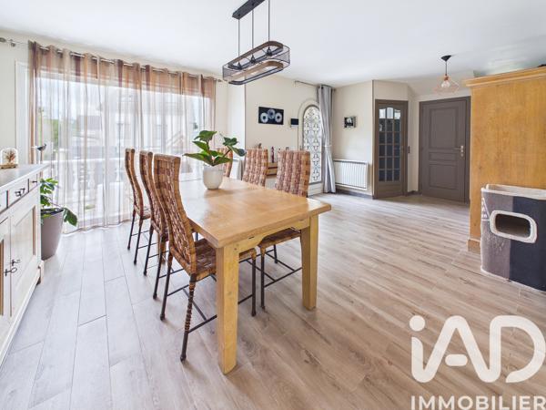 Maison à vendre 5 pièces 127 m² Sainte-Geneviève-des-Bois