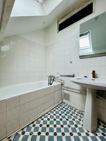 IMMEUBLE LES PONTS DE CE - 4 LOGEMENTS