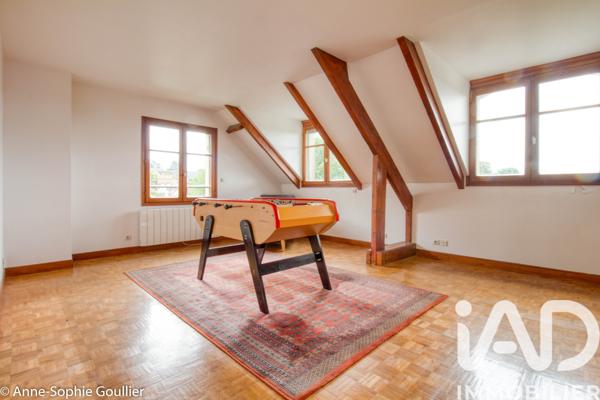Maison à vendre 7 pièces 167 m² Saint-Leu-la-Forêt