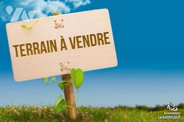 A VENDRE SUR LA COMMUNE DES BORDES AUMONT (10800 AUBE), à 20mins de TROYES (10800), TERRAIN A B...