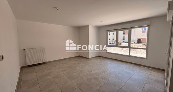 Location Appartement 3 pièces 74.82 m² - Morières-lès-avignon 84310
