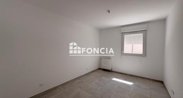 Location Appartement 3 pièces 74.82 m² - Morières-lès-avignon 84310
