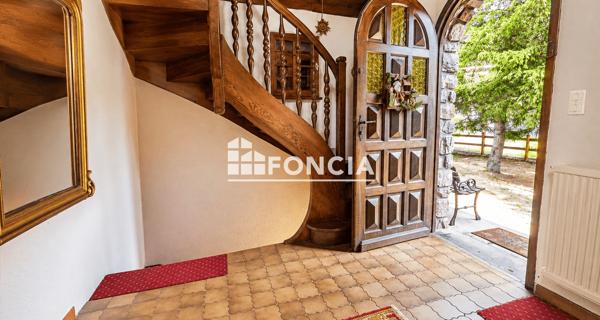 À vendre Maison 5 pièces 144 m² - La Salle-les-alpes 05240