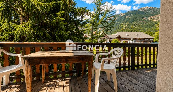 À vendre Maison 5 pièces 144 m² - La Salle-les-alpes 05240