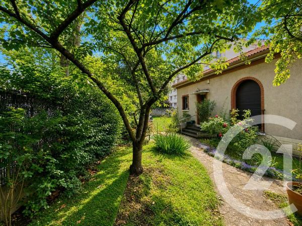 Maison à vendre  4 pièces - 100 m 2   LE KREMLIN BICETRE  - 94