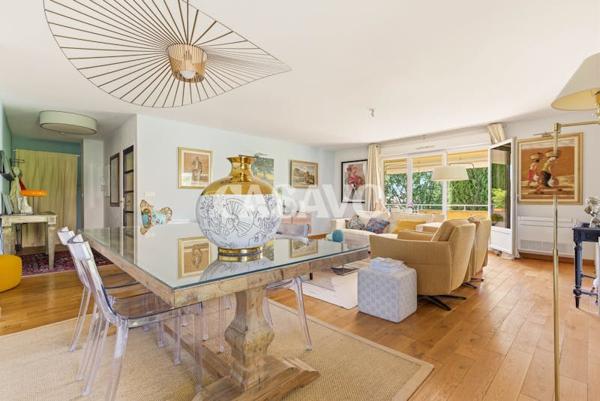 Vente Appartement 3 pièces de 95m² - 13540 Aix-en-Provence