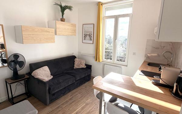 Appartement à louer    1 pièce •  Créteil