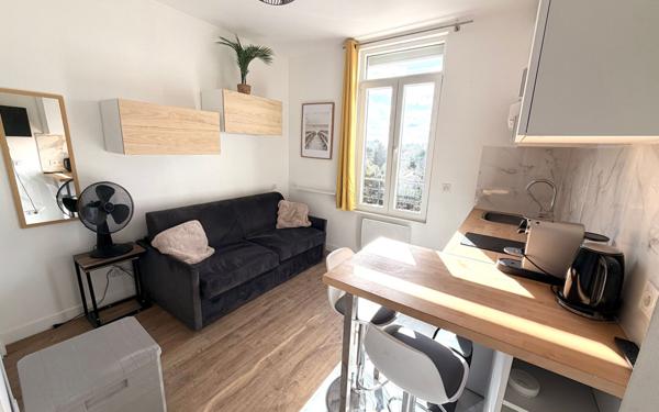 Appartement à louer    1 pièce •  Créteil