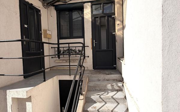 Appartement à louer    1 pièce •  Créteil