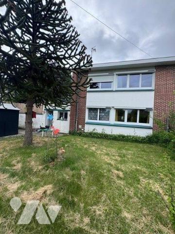 Maison à vendre sur la commune de CONDE SUR ESCAUT

Cette maison semi mitoyenne comprend une ...
