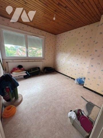 Maison à vendre sur la commune de CONDE SUR ESCAUT

Cette maison semi mitoyenne comprend une ...