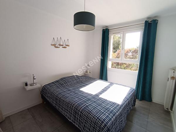 Les Playes. Appartement T3 de 60m² avec deux extérieurs et une place de parking.