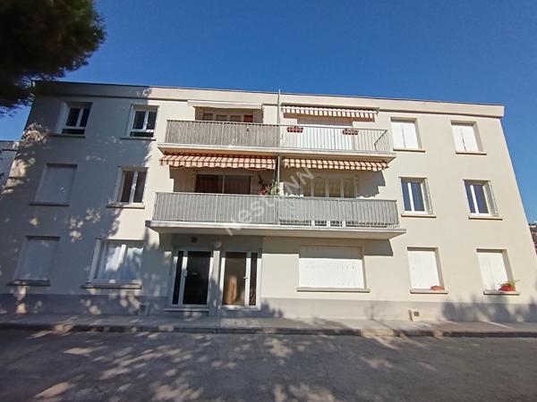 Les Playes. Appartement T3 de 60m² avec deux extérieurs et une place de parking.