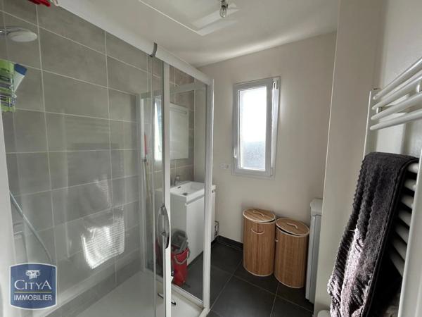 Appartement à louer 3 pièces 65.9m²