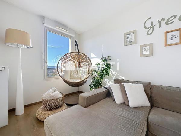 Appartement 3 pièces, deux chambres, TERRASSE