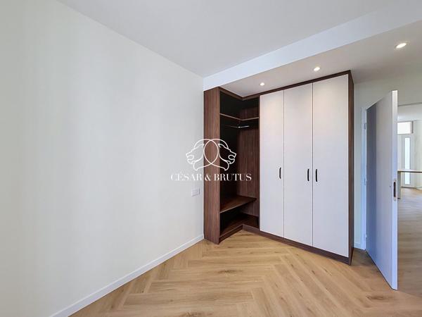 Appartement rue pietonne entièrement rénové 2 chambres