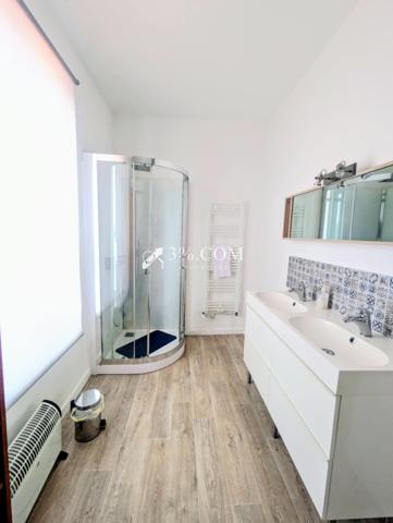 Maison 11 pièce(s) 7 chambre(s) 210 m²