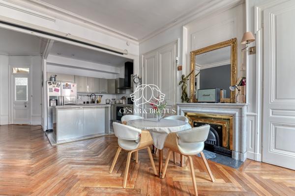 Lyon 6 Foch. Appartement familiale 120m² étage élevé. Stationnement possible à proximité