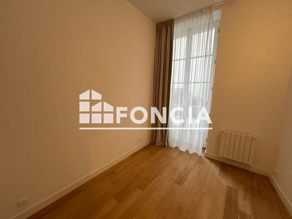 Location Appartement 3 pièces 49.07 m² - 13 BOULEVARD GABRIEL GUIST'HAU Nantes 44000