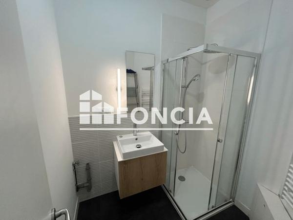 Location Appartement 3 pièces 49.07 m² - 13 BOULEVARD GABRIEL GUIST'HAU Nantes 44000