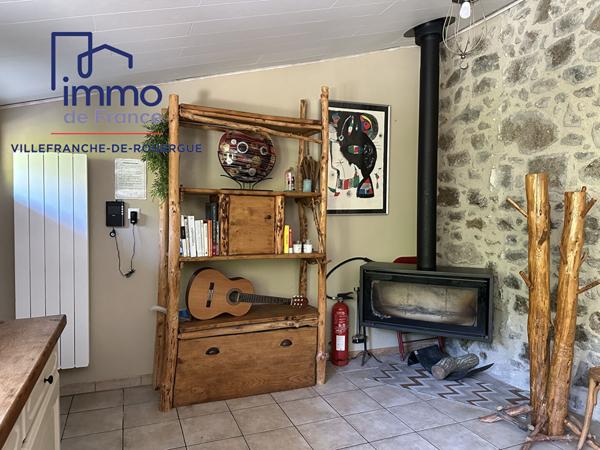 Propriété de 2 maisons dans le magnifique cadre de la vallée de l'Aveyron