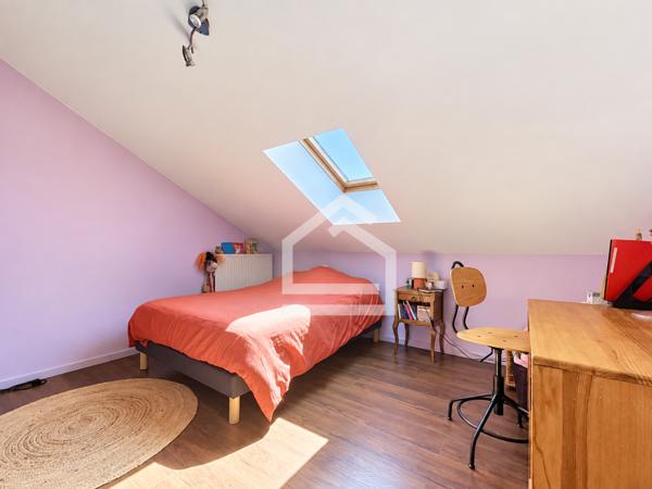 Maison 7 pièce(s) 5 chambre(s) 183 m²
